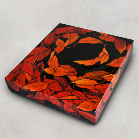 彫漆蒟醤箱「秋暮るる」