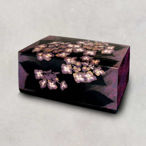 彫漆蒟醤箱「紫陽花」